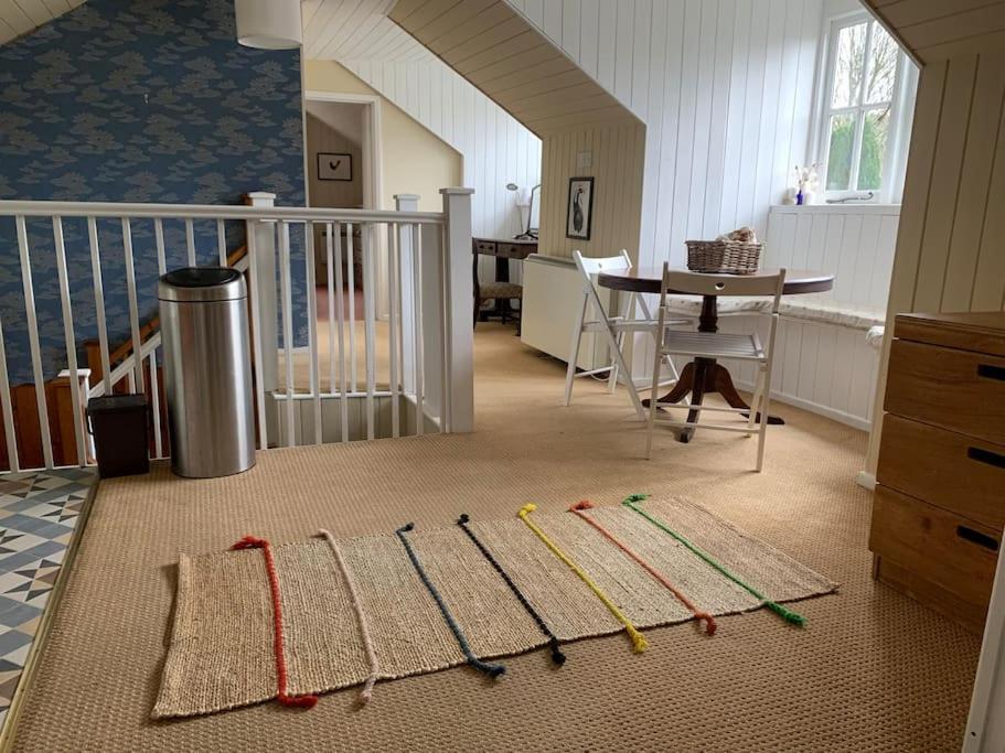 Trinity Annexe An Adorable First Floor Light And Lofty Space Within An Aonb Godmanstone Luaran gambar