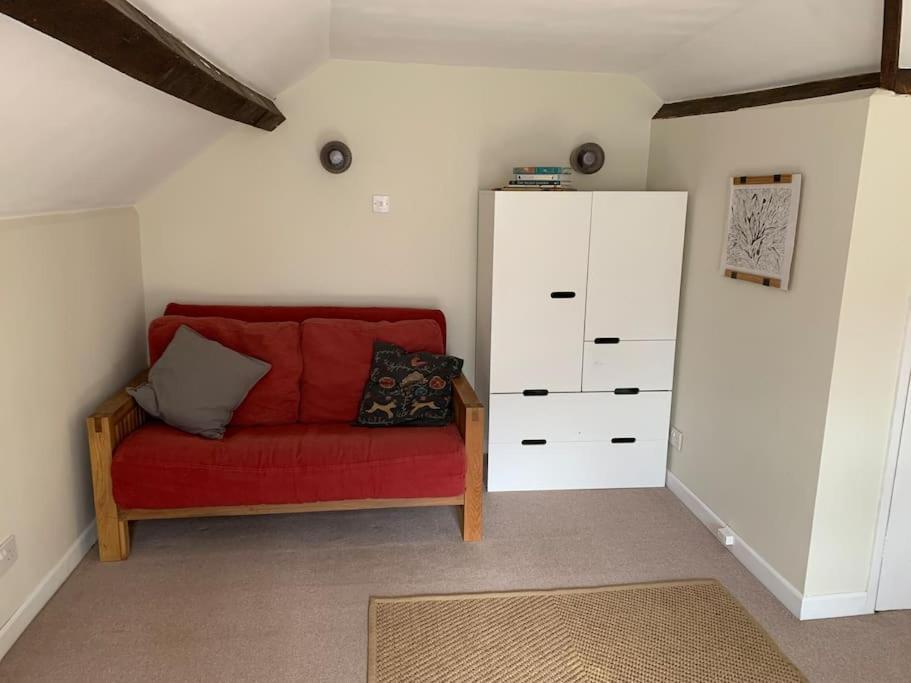 Trinity Annexe An Adorable First Floor Light And Lofty Space Within An Aonb Godmanstone Luaran gambar