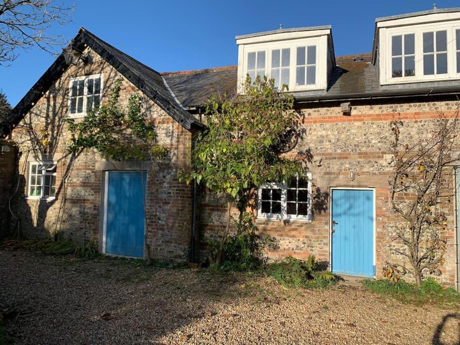Trinity Annexe An Adorable First Floor Light And Lofty Space Within An Aonb Godmanstone Luaran gambar